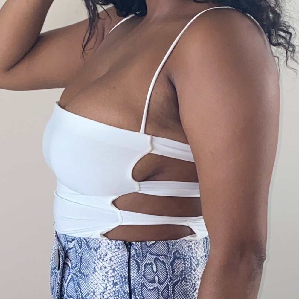 WHITE CUTOUT BODYSUIT - Picture 2 of 2